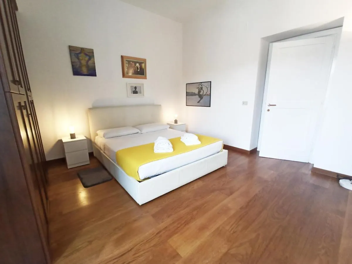Quiet Apartmenttrastevere Rome Apartment